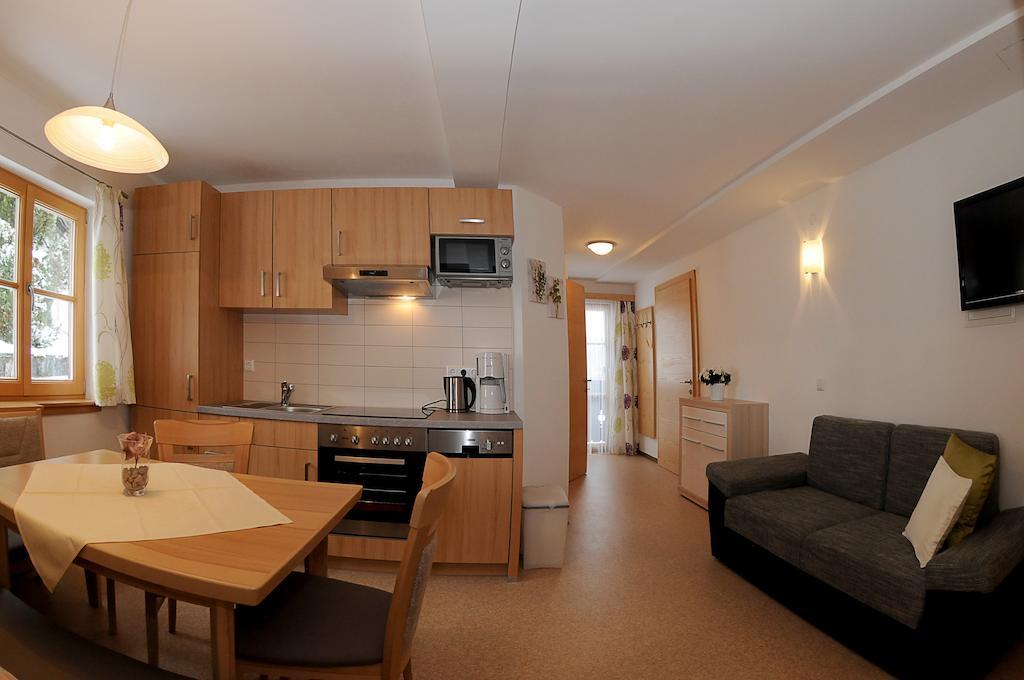 Villa Noeglhof Radstadt Zimmer foto